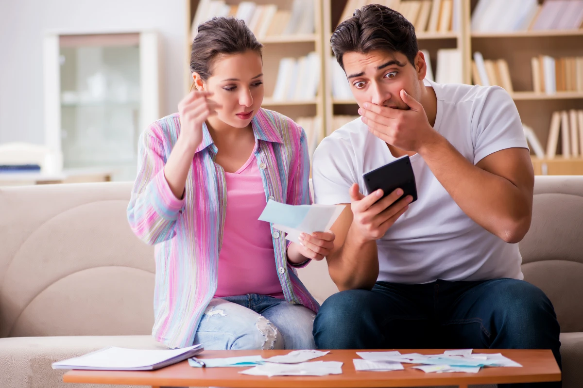 Más Necesidad, Más Soluciones